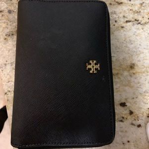 Lightly used authentic Tory Burch wallet